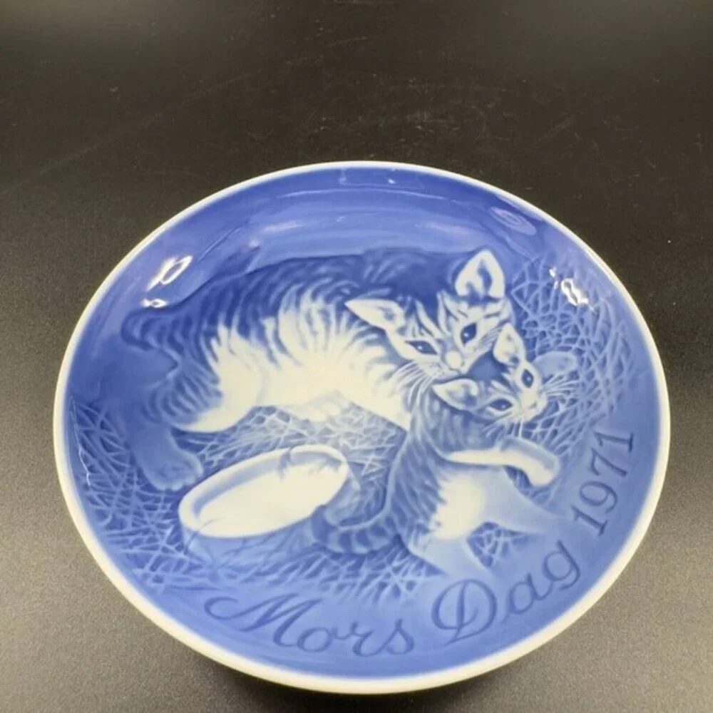 1971‎ Bing & Grondahl Plate Mothers Day Copenhagen Denmark Dish Plate Kitty Cat